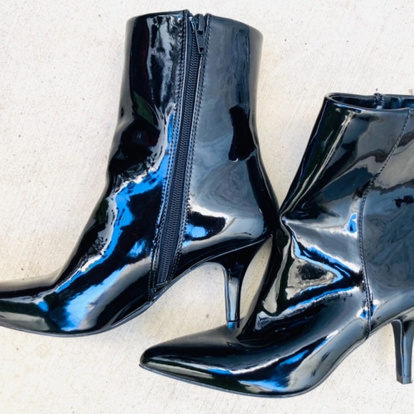 Boots - Picture 2 of 2